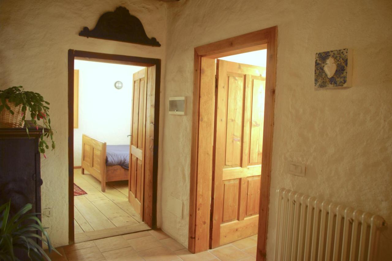 La Casa Altrui- Camere E Zona Relax Con Giardino Коредо Екстер'єр фото