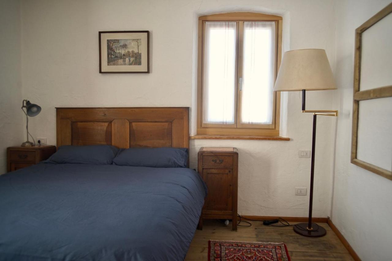 La Casa Altrui- Camere E Zona Relax Con Giardino Коредо Екстер'єр фото